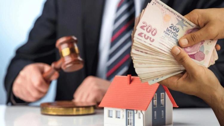 <p>Akalın, o zamanlar kiracısıyla yaşadığı o gergin süreci şu sözlerle anlatmıştı:</p>
