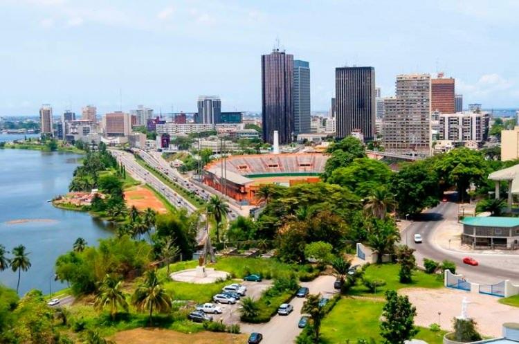 <p><span style="color:#B22222"><strong>FİLDİŞİ SAHİLİ</strong></span></p>

<p> </p>

<p>Fildişi Sahili’nde de başkent meselesi oldukça ilginçtir.</p>
