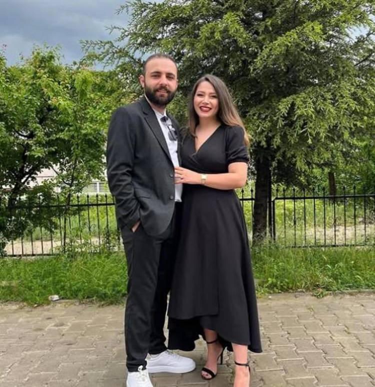 <p>Sosyal medya fenomeni <strong>Neşe Özkan</strong>, 2024 Aralık ayında karın gerdirme, yağ aldırma ve göğüs küçültme ameliyatı olduktan sonra fenalaşarak hayatını kaybetmişti.</p>
