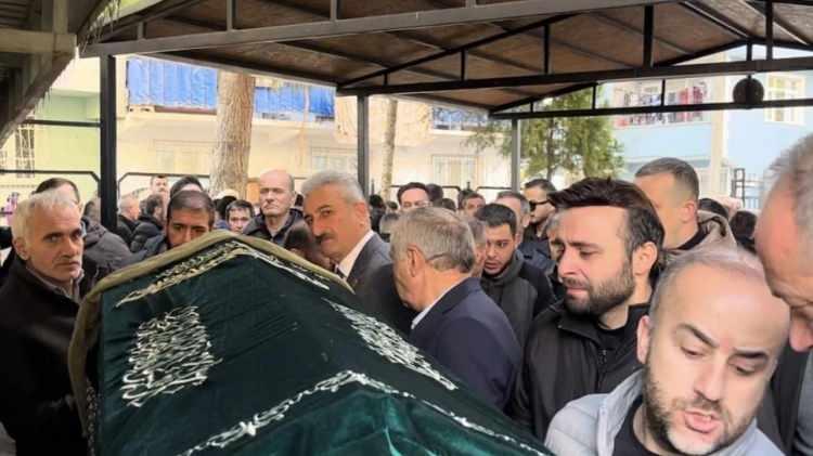 <p><span style="color:#800080"><strong>NEŞE ÖZKAN’IN MEZARI AÇILIP OTOPSİ YAPILDI!</strong></span></p>
