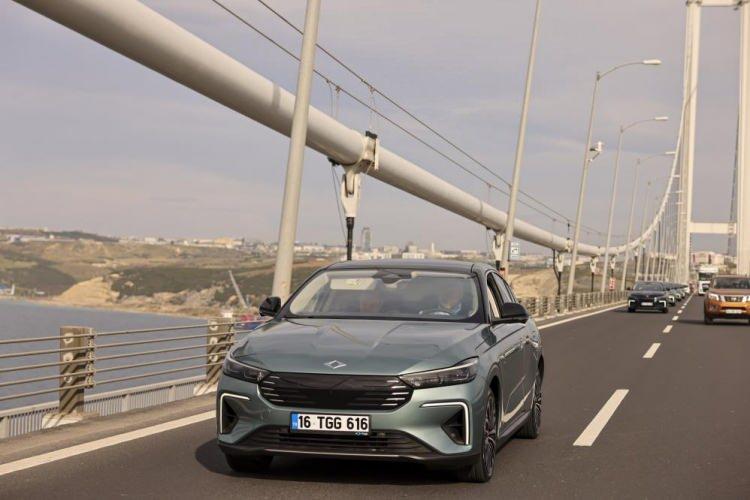 <p>T10F, İstanbul-İzmir arasında tek şarjla yaptığı test sürüşüyle dikkat çekti. </p>
