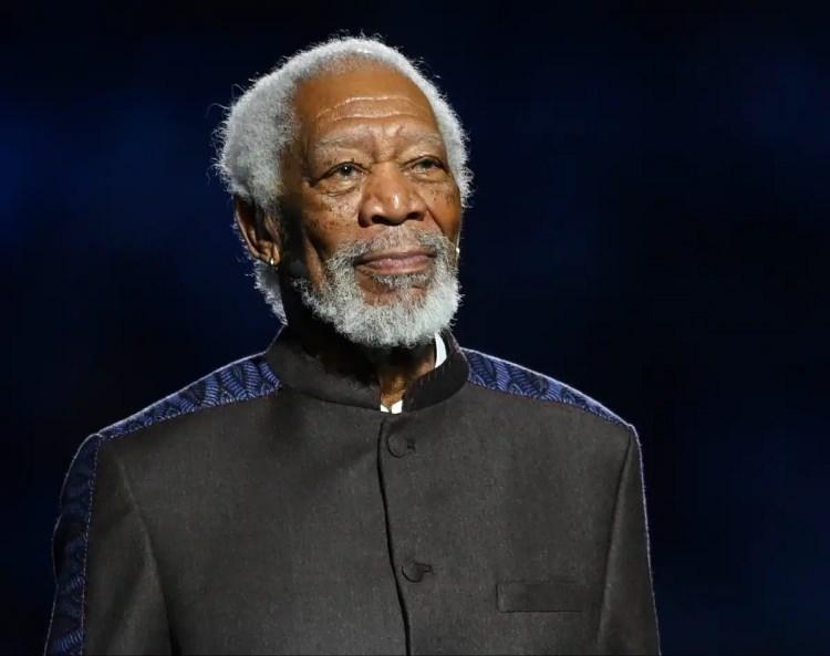 <p>Hollywood'un efsane isimlerinden <strong>Morgan Freeman</strong>, yapay zeka teknolojisiyle sesini izinsiz şekilde kopyalamasına karşı yaptığı sert çıkış ile konuşuluyor.</p>
