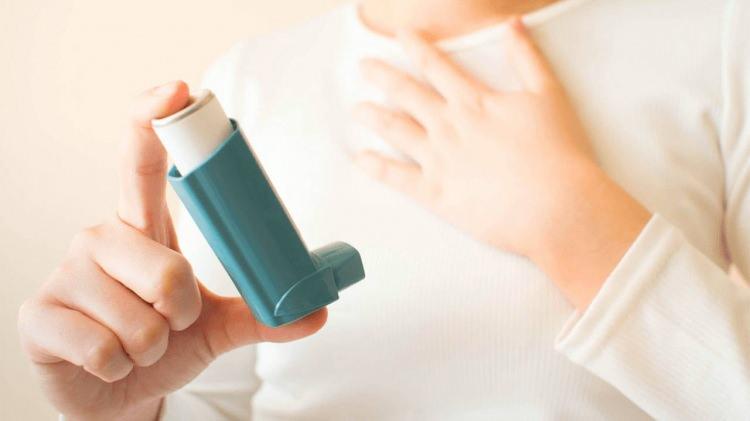 <p><em><strong>Solunum yolu enfeksiyonlarında kendi polikliniğime baktığımda yüzde 20'lik bir artış var. Hala aşı için zaman var. Havalar tamamen soğumadı. Aşı olunduğunda hastalanma riski azalır"</strong></em> diye konuştu.</p>
