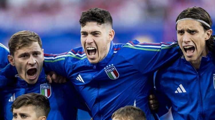 <p>12 - İTALYA - 1702</p>
