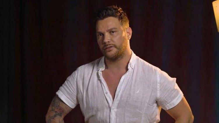 <p><strong>SİNAN AKÇIL'DAN SERT TEPKİ</strong></p>

<p>Akçıl, sosyal medya hesabından şu ifadeleri kullandı:</p>
