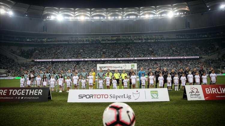 <p><span style="color:#B22222"><strong>DÜZCE </strong></span></p>

<p> </p>

<p><strong>Beşiktaş </strong></p>
