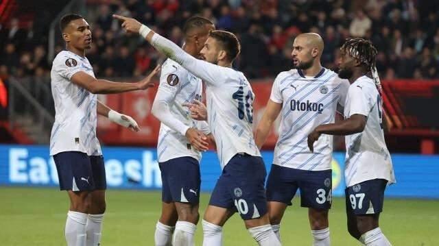 <p><span style="color:#B22222"><strong>SAMSUN</strong></span></p>

<p> </p>

<p><strong>Fenerbahçe</strong></p>
