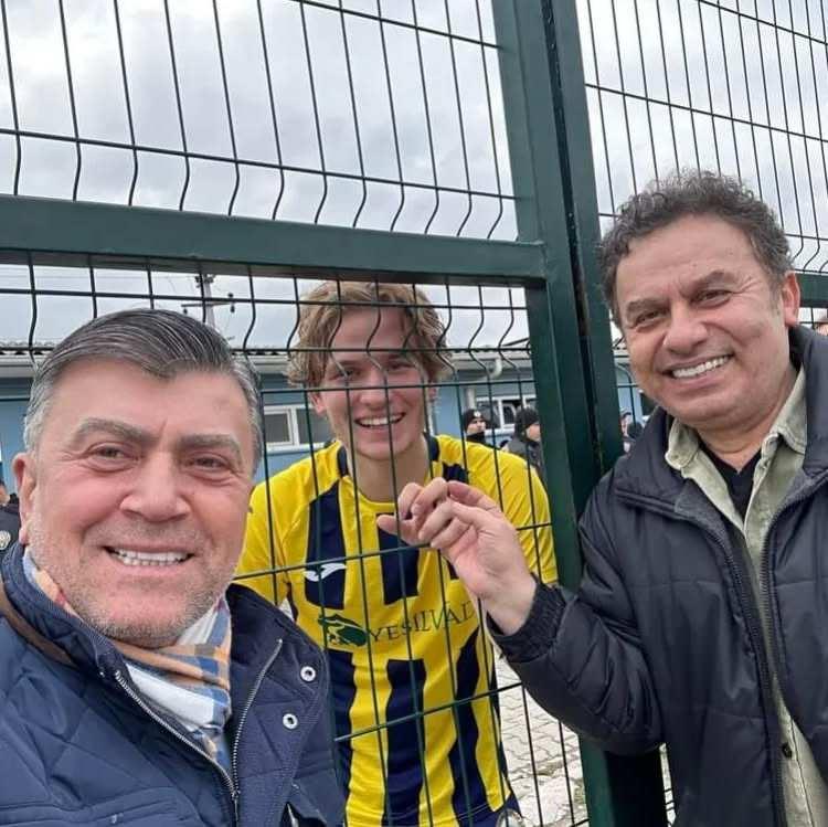 <p>Derici, bu cezayla birlikte bu s&uuml;re zarfında <strong>hem sahaya &ccedil;ıkamayacak</strong> hem de kul&uuml;p ma&ccedil;larında <strong>forma giyemeyecek.</strong></p>
