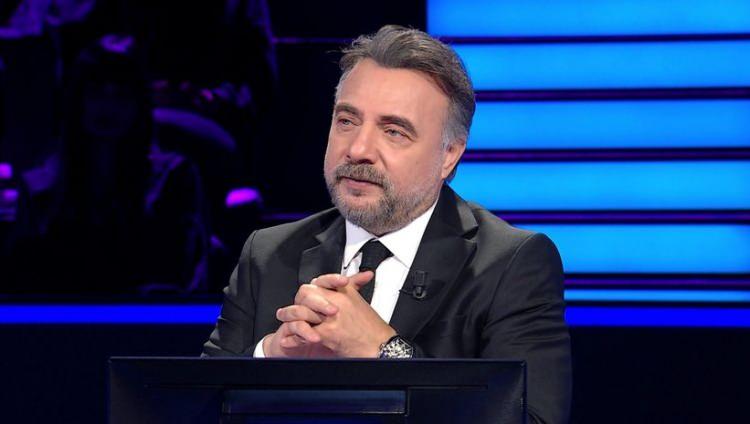 <p><strong>20 yaşındaki genç yarışmacı, ilk soruları kolaylıkla yanıtlamayı başardı ve 300 bin TL değerindeki 10. soruya ulaştı.</strong></p>
