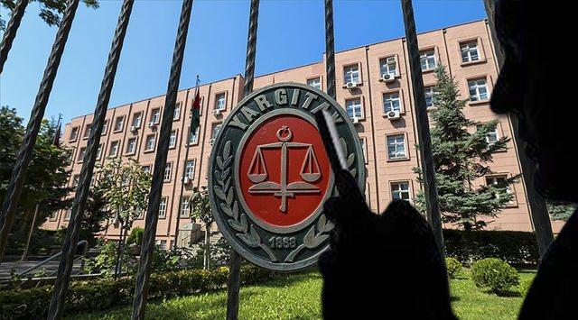 Yargıtay'dan emsal karar: Sosyal medyada "beğeni" boşanma nedeni sayıldı!