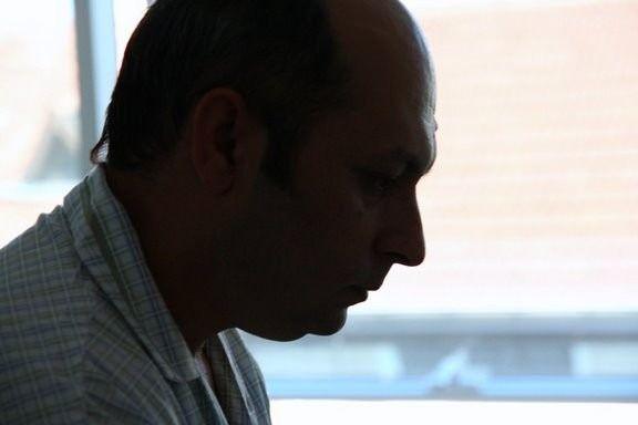 <p><strong>Şimdilerde tiyatro sahnelerinde sevenleriyle buluşmayı tercih eden Selvi, "Havadan Sudan" adlı oyunla Türkiye'nin farklı şehirlerinde seyirciyle buluştu.</strong></p>
