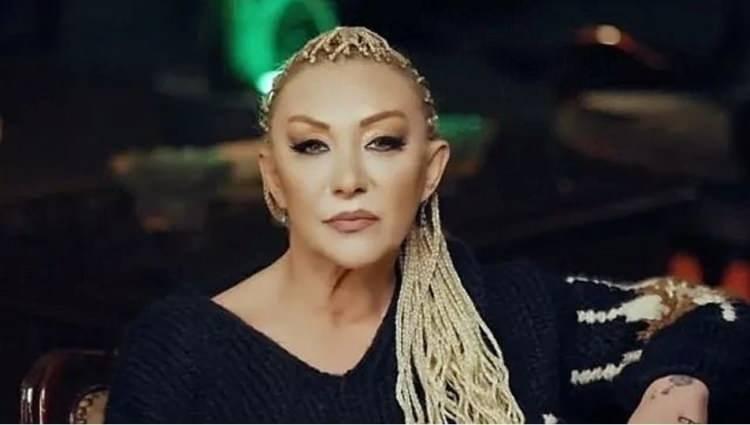 <p>Annesini öldürdüğü suçlamasıyla karşı karşıya kalan Tuğyan Ülkem Gülter, hakkındaki iddialara tek tek cevap verdi.</p>
