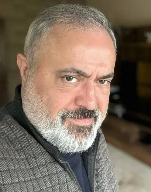 <p><strong>Acil operasyona alınan ünlü isme stent takıldığı ve tedavisinin yoğun bakımda sürdüğü bildirildi.</strong></p>
