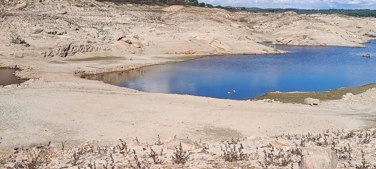 <p>Türkiye kuraklıkla mücadele ediyor...</p>

