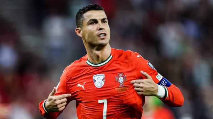 <p>4. Cristiano Ronaldo</p>
