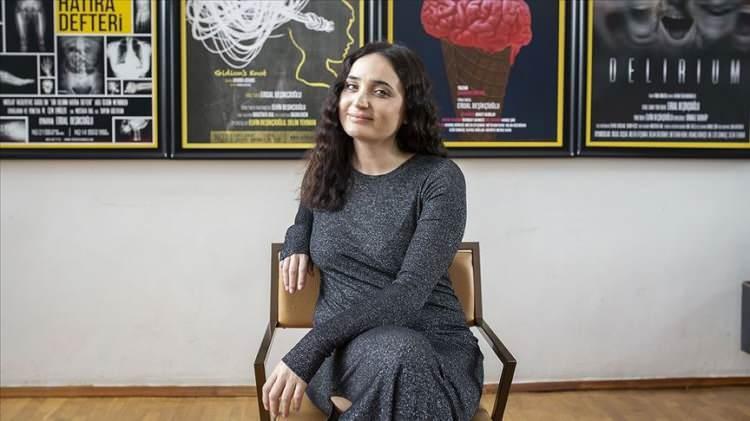 <p><strong>Zorlu ve yorucu bir tedavi sürecinin ardından kanseri yenmeyi başaran ünlü oyuncu, sağlığına kavuşur kavuşmaz en büyük hayallerinden birini gerçekleştirmek için soluğu Japonya'da aldı. </strong></p>
