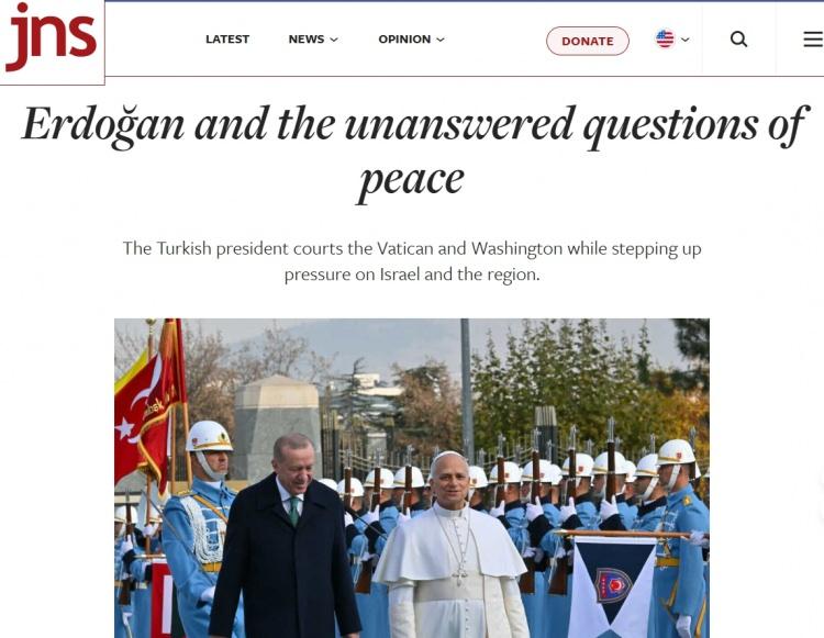 <p>Yazı ilginç bir şekilde Papa'nın samimiyetle barış ve halklar arasında yakınlaşma aradığı, ancak Erdoğan'ın Türkiye'sinde 20. yüzyılın başında dört milyona yakın olan Hristiyan nüfusun bugün 100 bine kadar düşmesinin yası tutuldu. Papa'nın kapalı kapılar ardında bu konuyu Erdoğan'a sorduğuna kesin gözüyle bakılabileceği yorumu dahi yapıldı.</p>

<p> </p>
