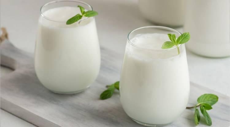 <p><strong>Ayrıca zerdeçalın inflamasyon azaltıcı etkileri ve ayranın mineral dengesi birleştiğinde dengeli bir dolaşım hissi sağlayabilir.</strong></p>
