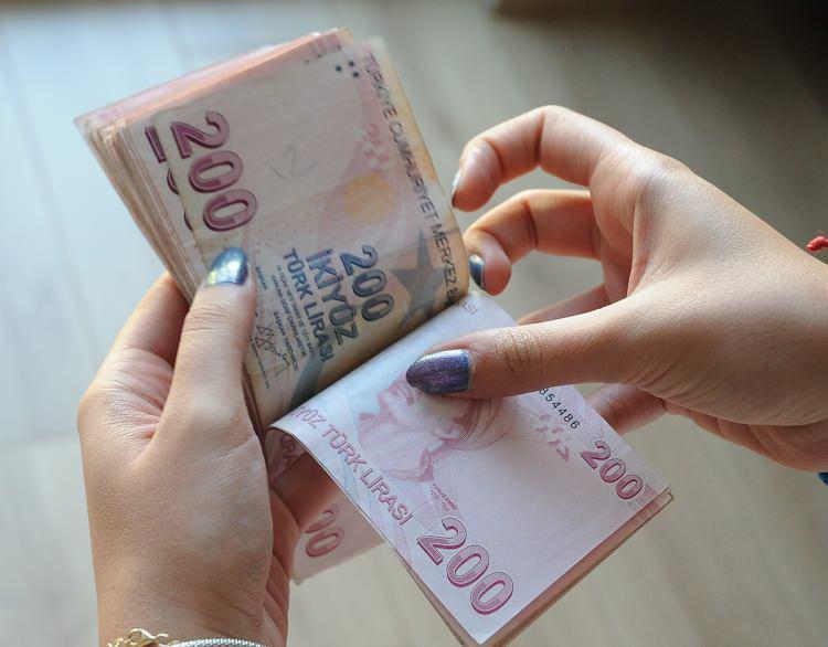 <p>Tazminatlar: Kıdem ve ihbar tazminatı tavan ve tabanları güncellenecek.</p>

<p> </p>
