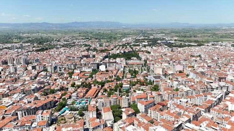 <p><strong>9. Manisa </strong></p>

<p> </p>

<p>Sanayi yatırımlarındaki genişleme arsa piyasasını güçlendirdi.</p>

<p> </p>
