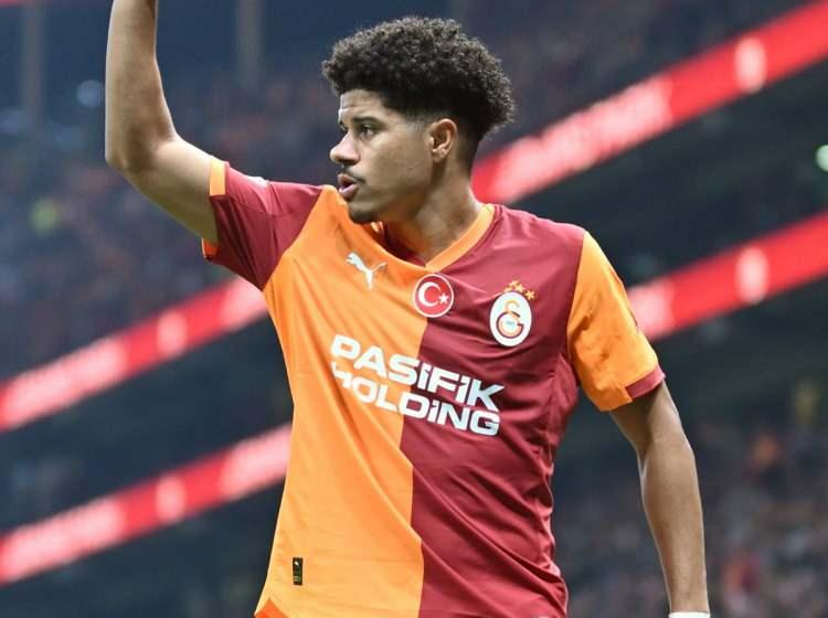 <p>* Gabriel Sara</p>
