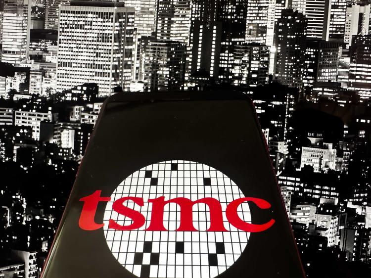 <p><span style="color:rgb(44, 80, 95)">-TSMC &ndash; 810 milyar&nbsp;</span><span style="color:rgb(44, 80, 95)">dolar</span></p>
