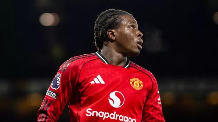 <p>16- Manchester United</p>
