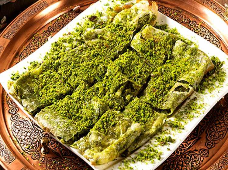 <p><strong>1925 yılında Hacı Nuri Özsimitçi tarafından kurulan ünlü işletme, oğlu Zekeriya Özsimitçi'nin emekleriyle bugüne geldi. </strong></p>
