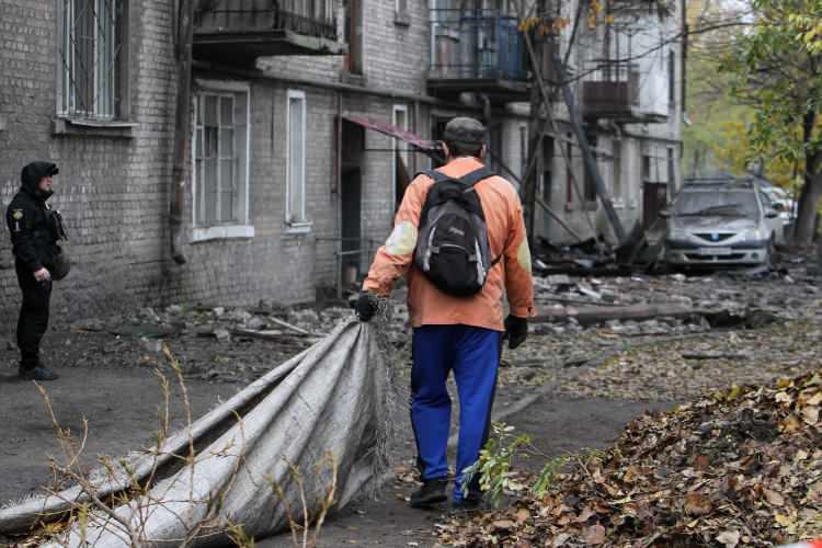 <p><span style="color:#B22222"><strong>RUSYA-UKRAYNA</strong></span></p>
