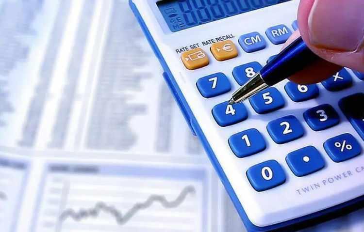 <p><strong>NELER DEĞİŞECEK?</strong></p>

<p> </p>

<p>Yeniden Değerleme Oranıyla vergi, harç, ceza, çalışanların yemek ücretleri, ulaşım giderleri, kira vergisindeki istisna, temettü geliri olanların beyan sınırı, 5 yıl içinde alınan ve satılan gayrimenkullerden elde edilen kazanç vergisi, fatura ve amortisman sınırı, binek oto giderleri, emlak vergisi, IMEI kayıt ücreti, yurt dışı çıkış harcı gibi birçok kalemde değişiklik yaşanacak. Değişiklikler 1 Ocak 2026 tarihi itibarıyla devreye girecek.</p>
