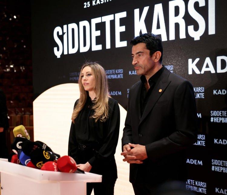 <p>KADEM, kadına yönelik şiddetin son bulduğu adil ve güvenli bir gelecek için toplumun tüm kesimlerini ortak mücadeleye davet ettiği <strong>“Şiddete Karşı Hep Birlikte”</strong> kampanyasıyla; <strong>“Sessizliği sonlandırdığımızda, dayanışmayı büyüttüğümüzde ve farkındalığı artırdığımızda değişim mümkündür” </strong>mesajını veriyor.</p>
