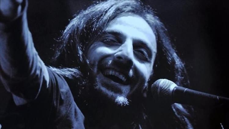 <p><strong>Kalfa, söz konusu videoyu sosyal medya hesabından paylaşırken Karadenizli sanatçı Kazım Koyuncu'nun "Uy Aha" şarkısının nakaratını videoya ekledi.</strong></p>
