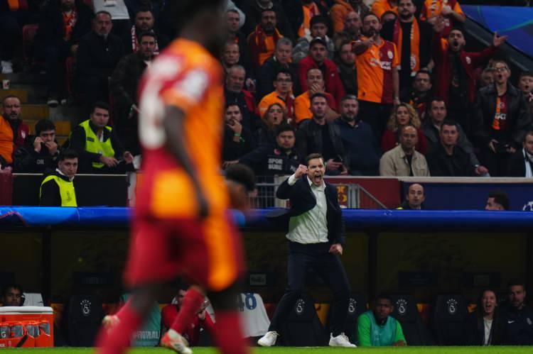 <p>Union SG'nin Şampiyonlar Ligi'nde deplasmanda Galatasaray'ı 1-0 mağlup etmesi Belçika basınında geniş yankı buldu.</p>
