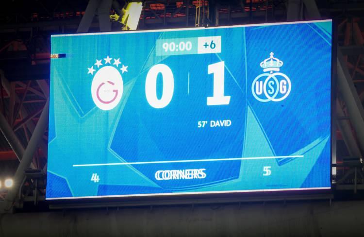 <p>HLN: Union SG, cadı kazanından Promise David'le çıktı. Galatasaray taraftarları maçın sonlarına doğru sessizliğe gömüldü.</p>
