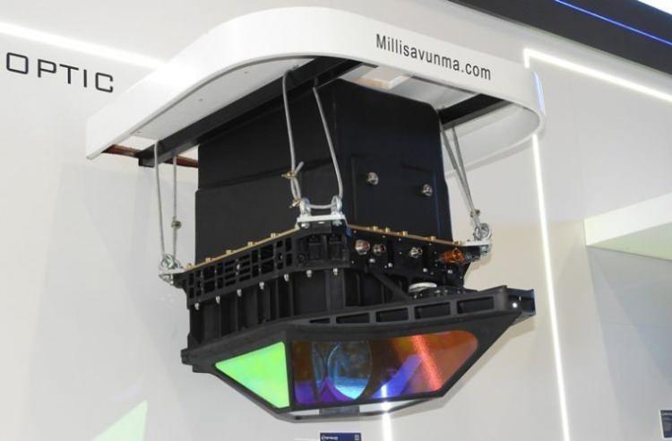 <p>ASELSAN tarafından geliştirilen TOYGUN Elektro-Optik Hedefleme Sistemi ((Electro-Optical Targeting System, EOTS), modern hava platformlarında düşük görünürlük, yüksek hassasiyet ve gelişmiş algılayıcı kabiliyeti gereksinimlerine yanıt vermek amacıyla tasarlanmış ileri seviye bir elektro-optik algılama ve hedefleme çözümüdür.</p>
