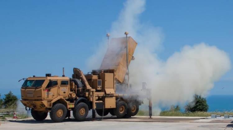 <p>ASELSAN firması tarafından geliştirilen GÖKDEMİR Fırlatma Sisteminde, GÖKDOĞAN füzesinin hava savunma ihtiyacına göre güncellenmiş bir türevi kullanılmaktadır.</p>

