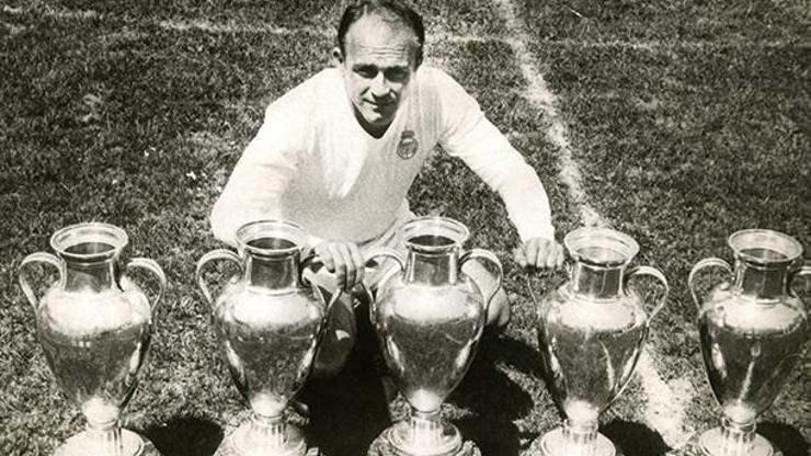 <p>7. Alfredo Di Stefano</p>
