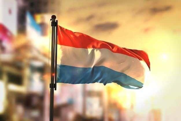 <p><strong><span style="color:#B22222">20)  LÜKSEMBURG </span> |  91 MİLYAR DOLAR</strong></p>
