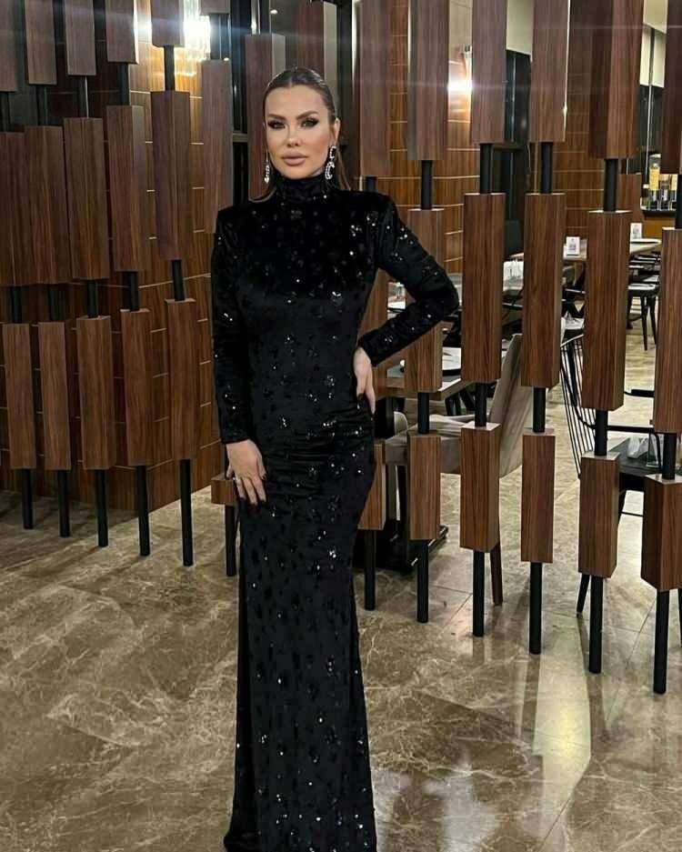 <p><strong>Beynindeki kitlenin iyi huylu çıkmasıyla büyük bir mutluluk yaşayan ünlü şarkıcının tedavi süreci devam ederken, bu kez takıntılı hayran sebebiyle büyük bir panik yaşadı.</strong></p>
