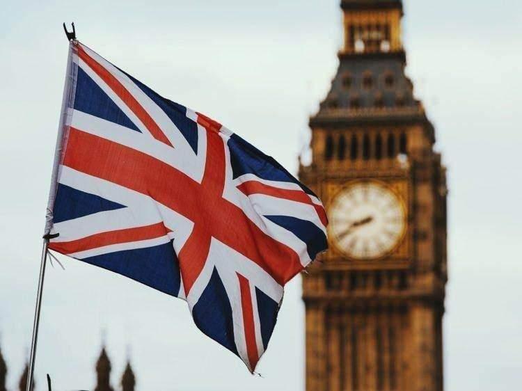 <p><span style="color:#B22222"><strong>2)&nbsp; BİRLEŞİK KRALLIK</strong></span></p>
