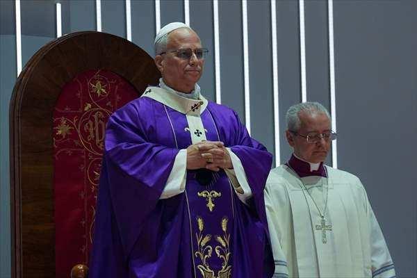<p>Türkiye ziyareti kapsamında İstanbul'da bulunan Papa 14. Leo, İstanbul'daki Volkswagen Arena'da düzenlenen ayinde Hıristiyan topluluklar ve davetlilere hitapta bulundu.</p>
