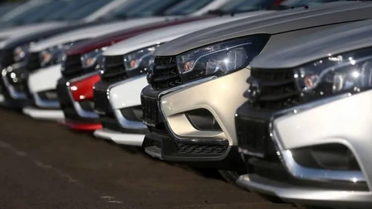 <p><strong>7-11 yaş araçlarda;</strong> 0-1300 2 bin 361,72 TL, 1301-1600 4 bin 594,19 TL, 1601-1800 8 bin 593,56 TL ve 1801-2000 13 bin 318,25 TL oldu.</p>
