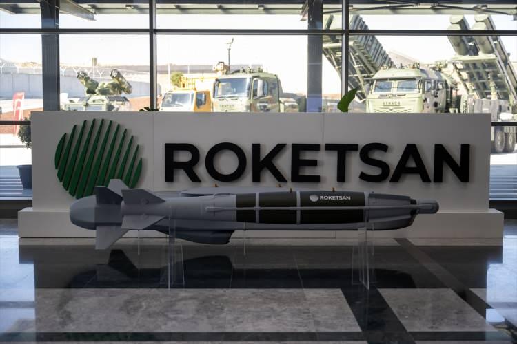 <p><span style="color:rgb(178, 34, 34)"><strong>DAHA YÜKSEK KAPASİTE, DAHA HIZLI TESLİMAT</strong></span></p>

<p> </p>

<p>İkinci, 2026 yılında da Roketsan'ın en kritik önceliğinin, Türk Silahlı Kuvvetlerinin ihtiyaçlarını eksiksiz karşılamak ve sahadaki caydırıcı gücünü sürekli artırmak olduğunu vurguladı.</p>

<p>Roketsan Genel Müdürü Murat İkinci, gelecek yıl hedeflerine ilişkin şu bilgileri verdi:</p>
