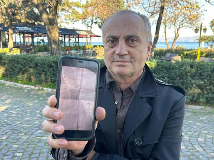 <p>Bu yaz yeniden Türk vatandaşlığına geçen Metan, 62 yaşında emekliliğini sürdürürken asker kaçağı olduğunu öğrendi.</p>
