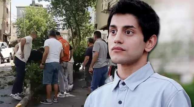 Üzerine ağaç devrilmesi sonucu hastaneye kaldırılan ünlü oyuncu İbrahim Yıldız'dan haber var!