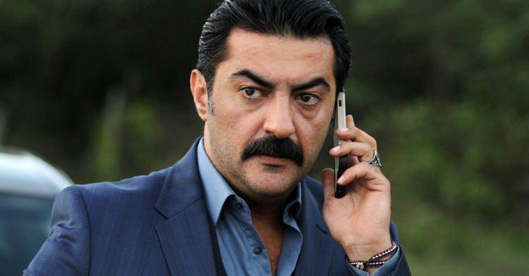 <p>Oyuncu Celil Nalçakan kötü haberi sosyal medya hesabından duyurdu. </p>
