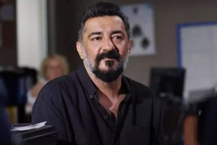 <p>Yeni dizisiyle ekranlara çıkmaya hazırlanan ünlü oyuncu trafik kazası geçirdiğini duyurdu. </p>
