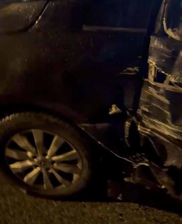 <p><strong>"BİZ İYİYİZ ARAÇLAR SIKINTILI DURMDA"</strong></p>

<p> </p>

<p> </p>
