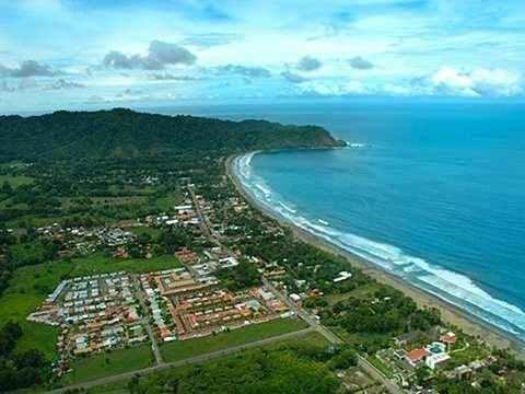 <p><strong><span style="color:#B22222">34)  KOSTA RİKA</span>  |  22</strong></p>
