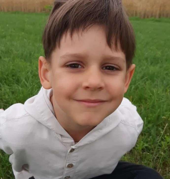 <p><strong>Küçük yıldıza, Polonya'nın Kraków kenti yakınlarında okul otobüsünden indikten sonra araba çarptı.</strong></p>
